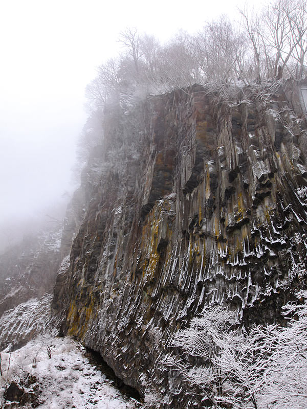 Unusual geometric shapes of the mountain rock formations surrounding the Kegon Falls, Japan, photo by Ivan Kralj