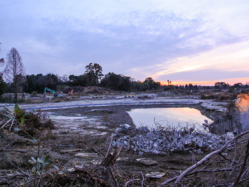 Ruins of the swimming pool at the site of the former amusement park Nara Dreamland in Nara, Japan, photo by Ivan Kralj