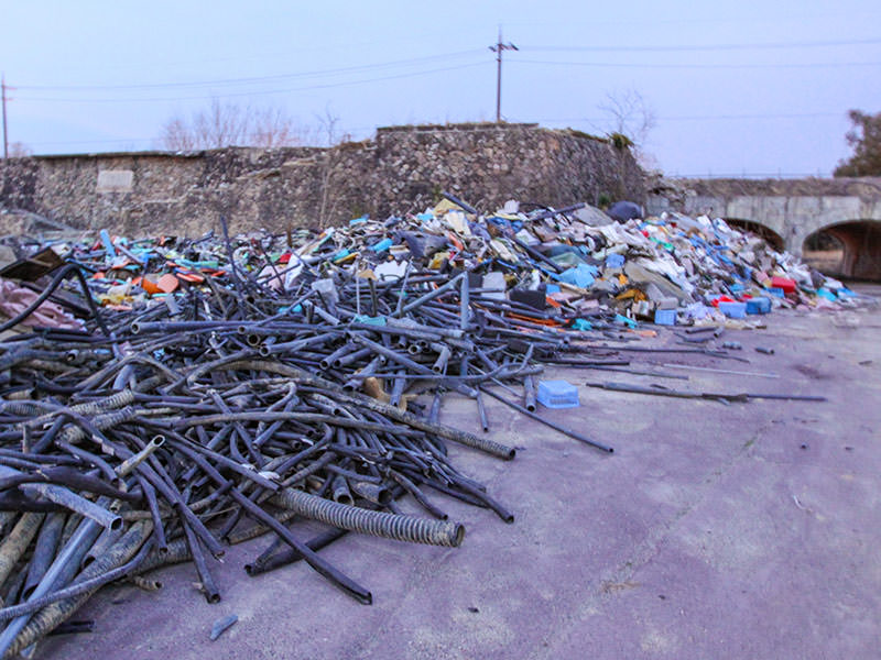 Debris at the site of the former amusement park Nara Dreamland in Nara, Japan, photo by Ivan Kralj