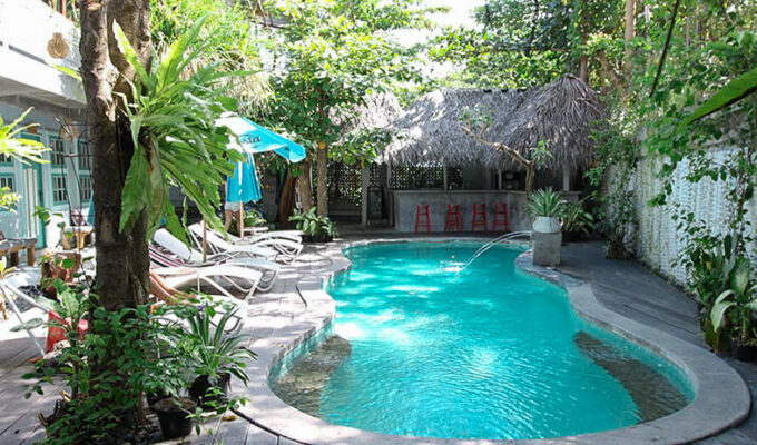 Swimming pool at Kosta Hostel in Seminyak, Bali, Indonesia, photo by Ivan Kralj
