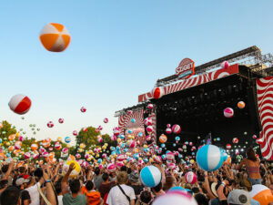 10.000 beach balls being thrown in the air at the Special party of Sziget Festival 2017 in Budapest, Hungary, photo by Ivan Kralj