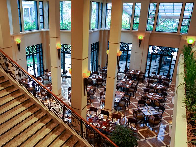 Kemangi Bistro restaurant at Hyatt Regency Yogyakarta hotel in Jogjakarta, Indonesia, photo by Ivan Kralj
