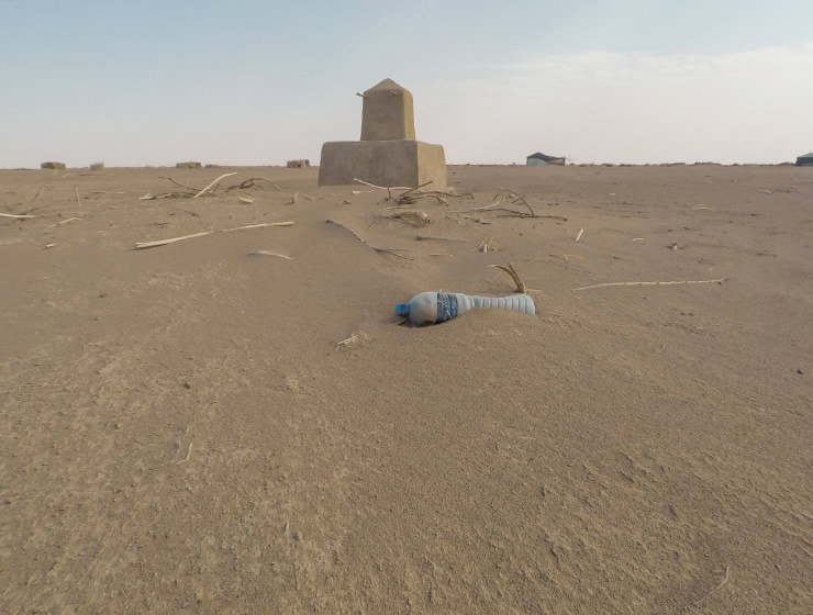 Plastic bottle in the desert in Danakil Depression, Ethiopia, the hottest place on Earth, photo by Ivan Kralj