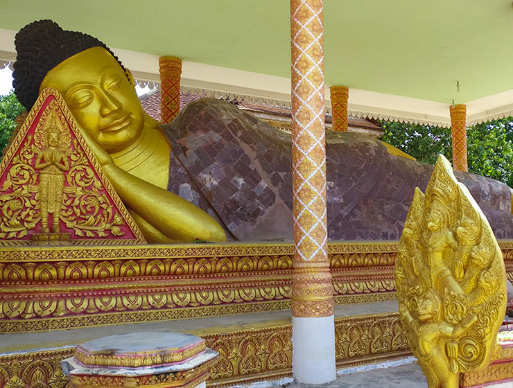 THe golden statue of the sleeping Buddha in a temple in Battambang, Cambodia, photo by Ivan Kralj