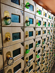 Shoe lockers at Itaewon Land, a Korean spa / Jjimjilbang in Seoul, South Korea, photo by Ivan Kralj