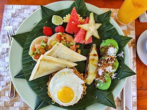 Mimpi breakfast with six different kinds of food at Munduk Moding Plantation, nature resort in Bali, Indonesia, photo by Ivan Kralj