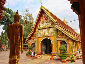 Wat Si Muang temple building, one of the top 20 places to visit in Vientiane, Laos, photo by Ivan Kralj