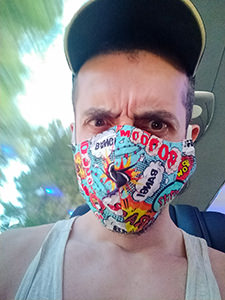 Travel blogger Ivan Kralj frowning in a protective WTF mask, photo by Ivan Kralj