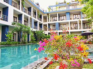 Colorful flowers by the swimming pool at Sakmut Boutique Hotel, Siem Reap, Cambodia, photo by Ivan Kralj