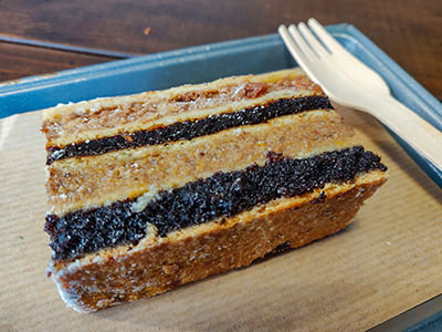 Flodni, Hungarian Jewish cake with four layers made of walnut, plum jam, apples and poppy seed, as made in Aran Bakery in Budapest, photo by Ivan Kralj.