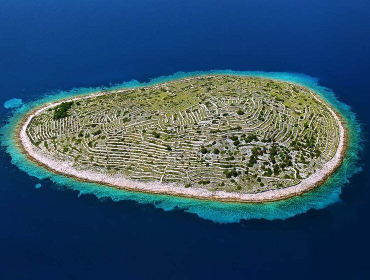 Croatian island Bavljenac, also known as Fingerprint Island, is just one of the many world islands that look like things; photo by Boris Kačan.