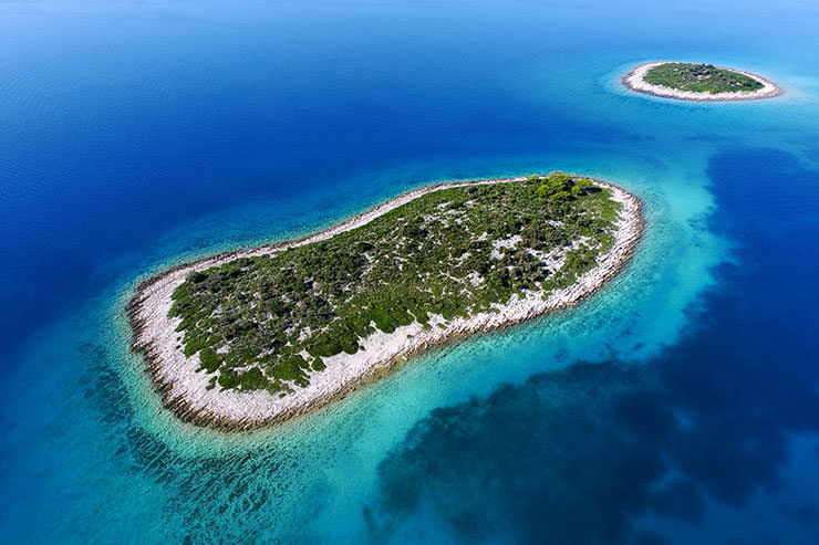 Žavinac Veli, Croatian island that looks like a footprint; photo by Boris Kačan.