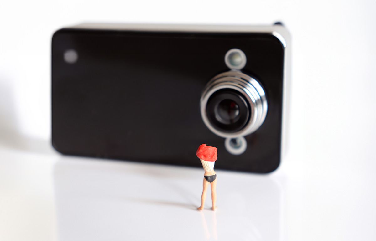 How to Spot Hidden Cameras in Vacation Rentals Pipeaway