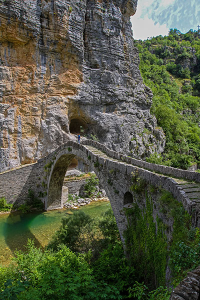 Kokkorou or Noutsos Bridge, a one-arch stone bridge in Zagori, Epirus, Greece; photo by Ivan Kralj.