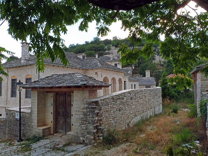 A stone house in Ano Pedina, one of 46 Zagori villages, protected by UNESCO, photo by Ziegler175.