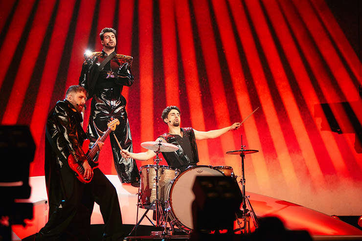 Mamagama, Azerbaijan's Eurovision representative, rehearsing "Run With U" at St. Jakobshalle in Basel, Switzerland; photo by Alma Bengtsson / EBU.