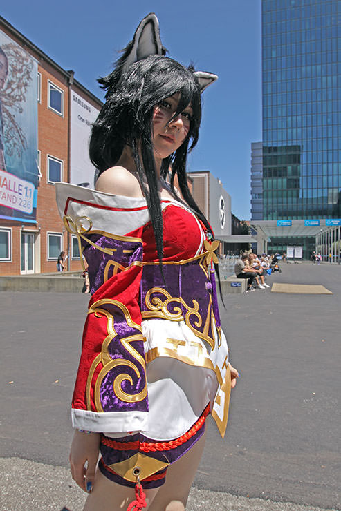 Cosplayer dressed as Ahri from "League of Legends" MOBA, at Fantasy Basel, the Swiss Comic Con; photo by Ivan Kralj.