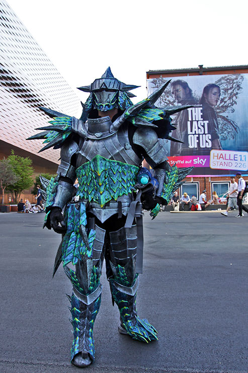 Cosplayer dressed as the Monster Hunter from the namesake video game series, at Fantasy Basel, the Swiss Comic Con; photo by Ivan Kralj.
