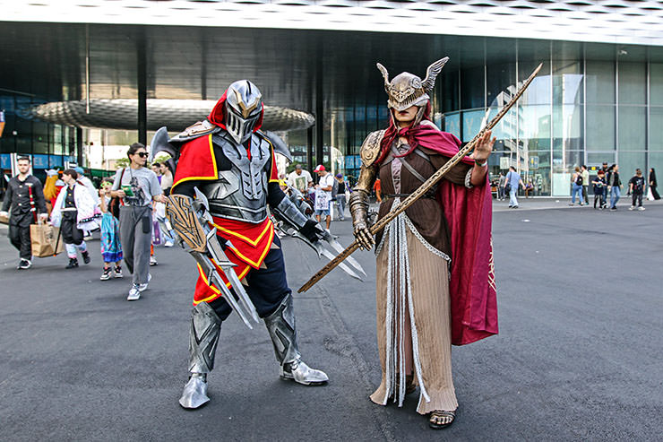 Cosplayers dressed up as Zed and Justicar Syndra from "League of Legends" game, at Fantasy Basel, the Swiss Comic Con; photo by Ivan Kralj.