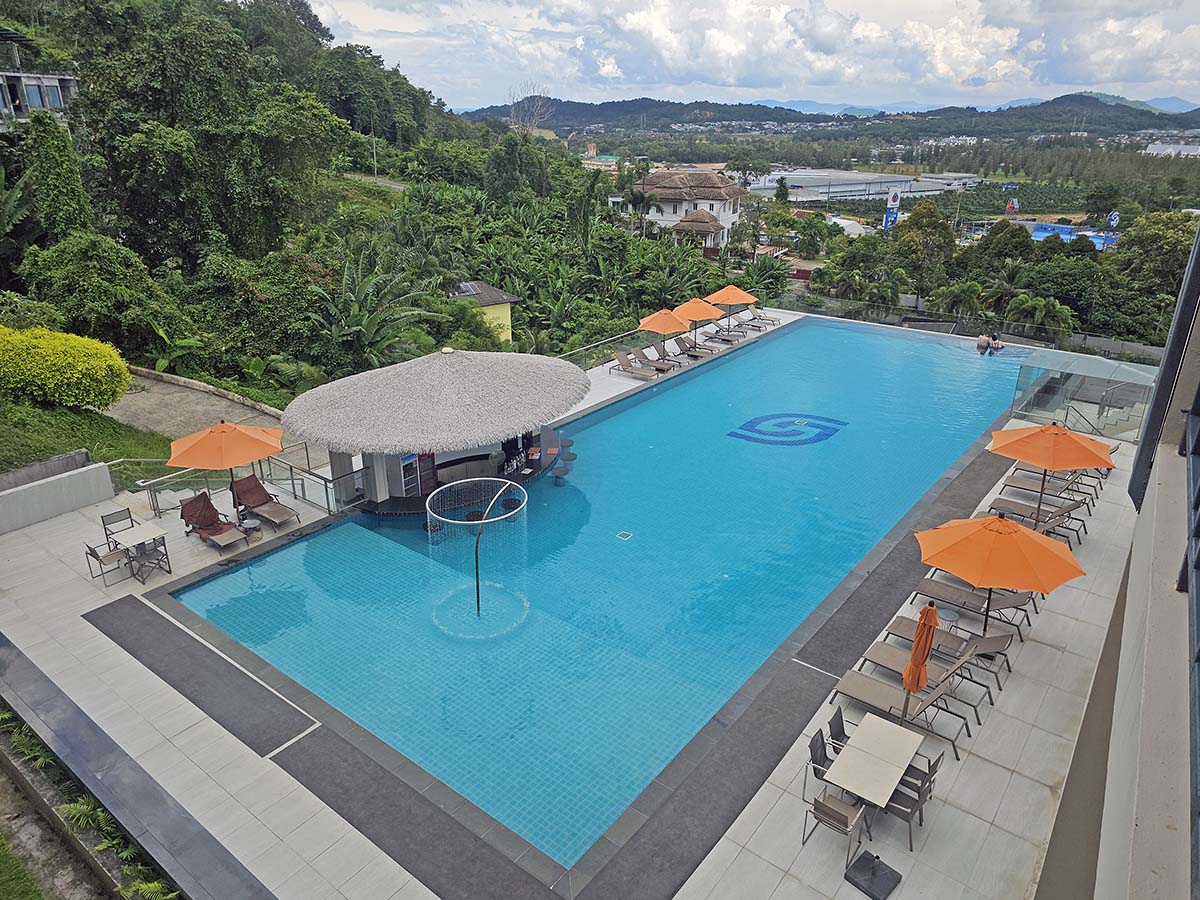 Infinity swimming pool at Hilltop Wellness Resort in Phuket, Thailand; photo by Ivan Kralj.