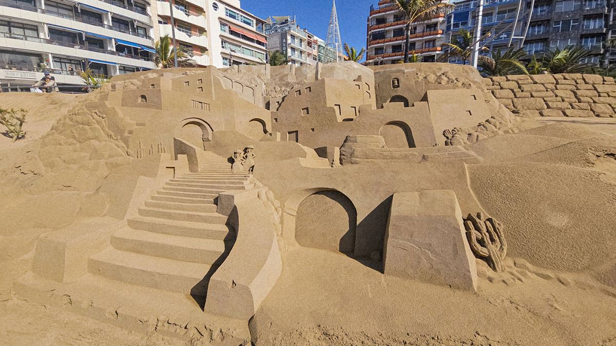 Stairs and buildings of Bethlehem represented in sand sculpture at Belén de Arena, the world's largest sand nativity scene on Playa de las Canteras, in Las Palmas de Gran Canaria, Spain; photo by Ivan Kralj.