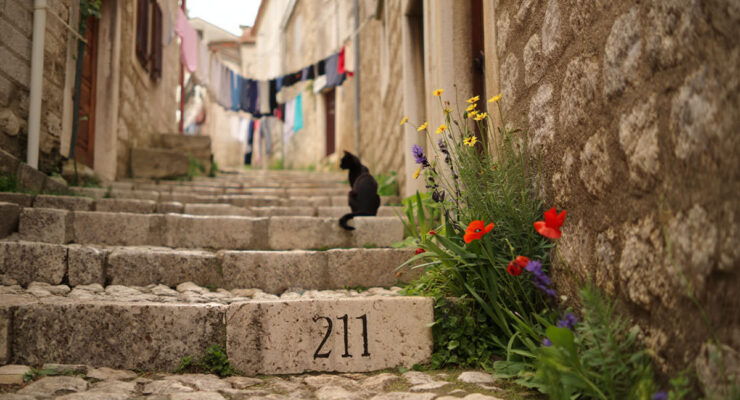 Pipeaway travel newsletter #211; AI image by Ivan Kralj - Reve/Adobe.